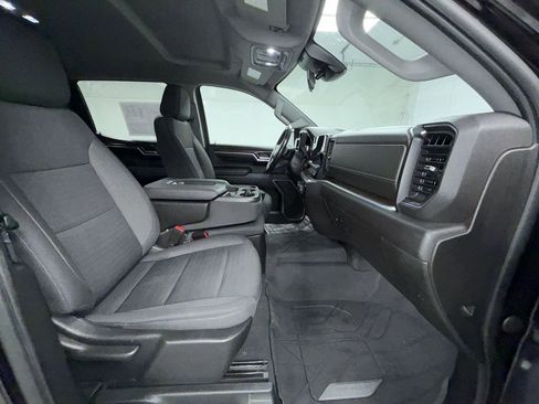 Used 2022 Chevrolet Silverado 1500 LT image 11