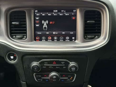 Used 2019 Dodge Charger GT image 11
