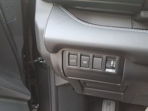 New 2025 Subaru Ascent Touring w/ Popular Package #2 image 11