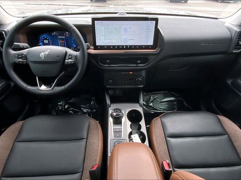 Used 2025 Ford Bronco Sport Outer Banks w/ Outer Banks Tech Package+ image 16