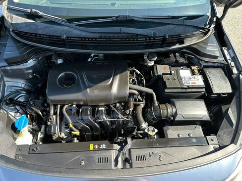 Used 2019 Kia Rio S FWD image 10