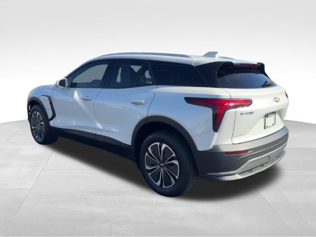 Used 2024 Chevrolet Blazer EV LT AWD/4WD image 4