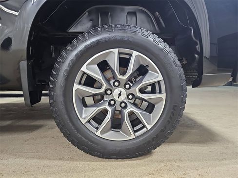 Certified 2020 Chevrolet Silverado 1500 RST w/ RST Value Package image 36