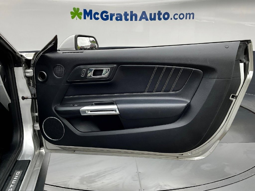 Used 2017 Ford Mustang Premium RWD image 28