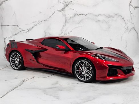 Used 2024 Chevrolet Corvette Z06 w/ Battery Protection Package RWD image 6