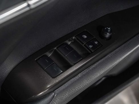 Certified 2024 Toyota Camry SE FWD image 22
