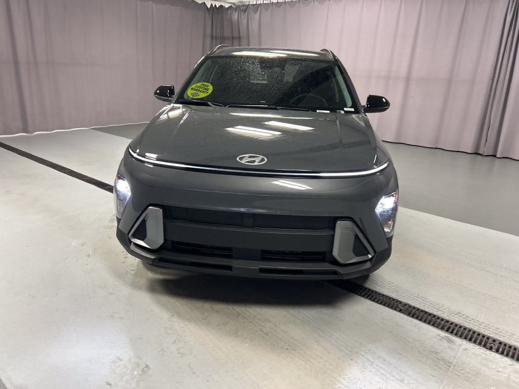 New 2027 Hyundai Kona SEL Sport AWD/4WD image 2