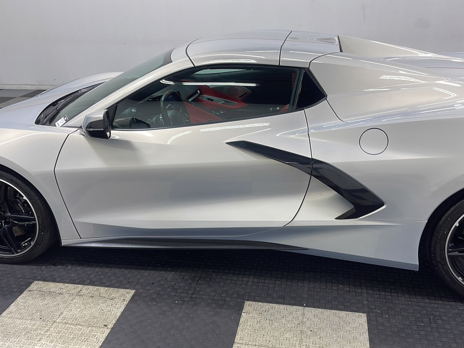 Used 2022 Chevrolet Corvette Stingray Preferred Conv w/ Z51 Performance Package RWD image 14