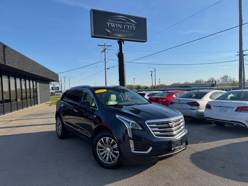 Used 2017 Cadillac XT5 Luxury w/ Driver Awareness Package FWD image 1