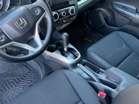 Used 2019 Honda Fit LX image 2