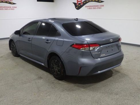 Used 2022 Toyota Corolla L w/ Carpet Mat Package (TMS) image 2
