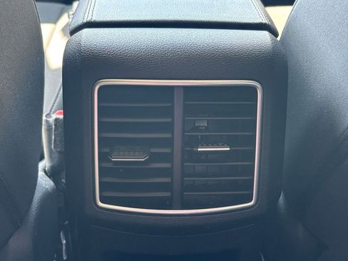 Used 2025 Kia Sportage LX FWD image 23