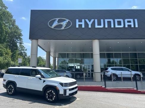Used 2024 Hyundai Santa Fe SEL FWD image 1