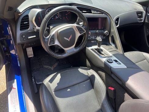 Used 2017 Chevrolet Corvette Stingray Coupe RWD image 9