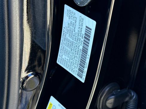 Used 2025 Honda CR-V LX image 27