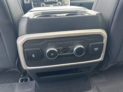 Used 2024 Ford Expedition Max XLT AWD/4WD image 22