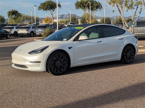 Used 2022 Tesla Model 3 Performance image 2