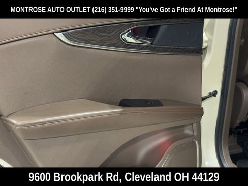 Used 2018 Lincoln MKX Reserve w/ Lincoln MKX Climate Package image 33
