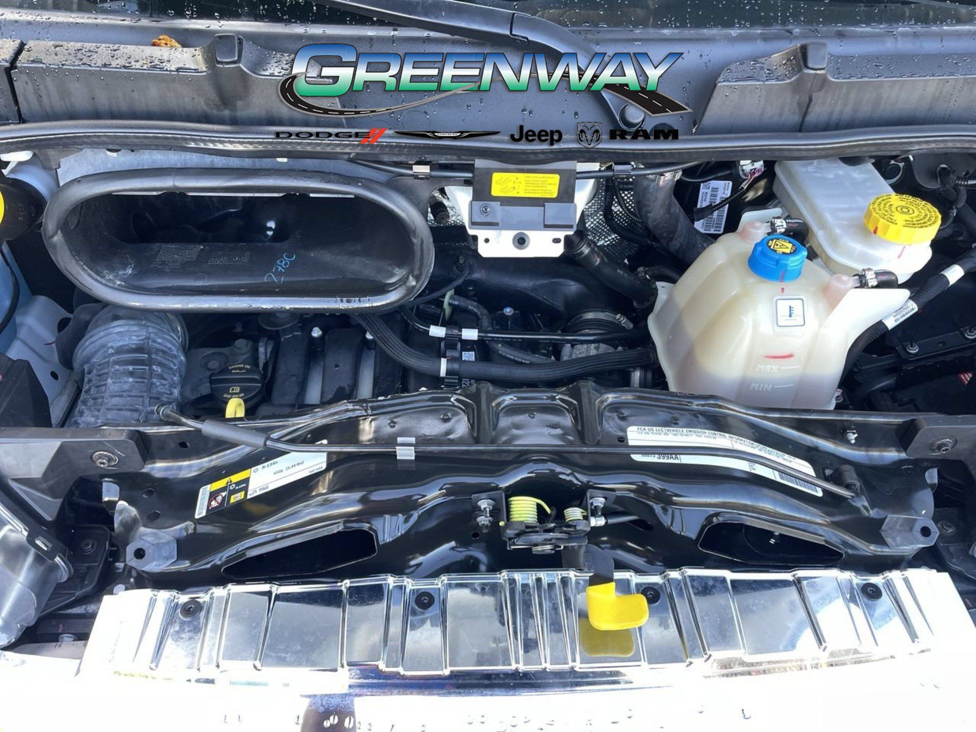 Used 2025 RAM ProMaster 2500 w/ U-Haul Equipment Group FWD image 10
