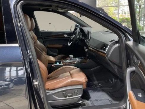 Used 2020 Audi Q5 Prestige image 12