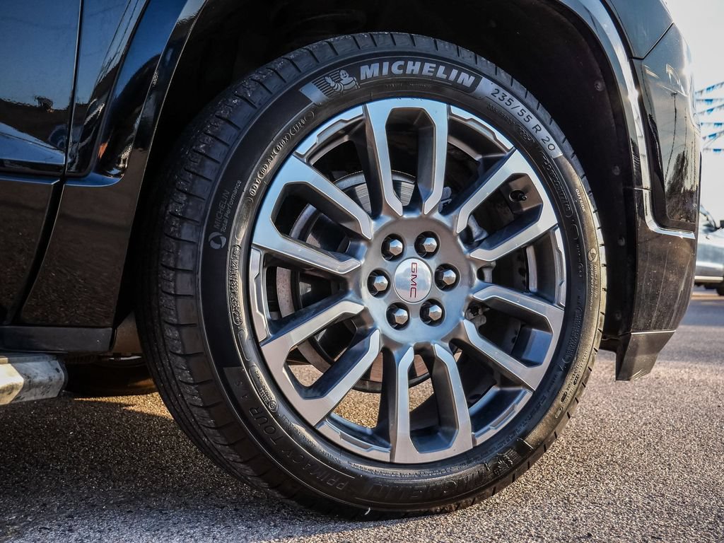 Used 2023 GMC Acadia Denali w/ Trailering Package AWD/4WD image 9