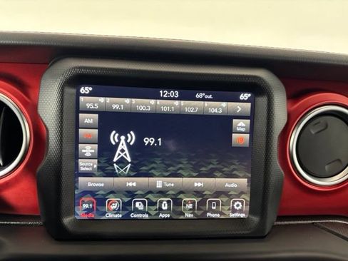 Used 2020 Jeep Wrangler Rubicon AWD/4WD image 15