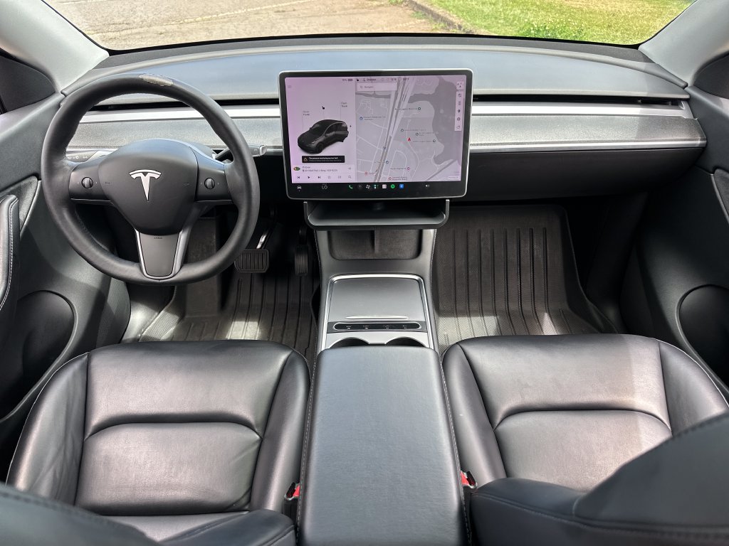 Used 2021 Tesla Model Y Long Range AWD/4WD image 13