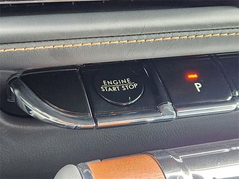 New 2025 Lincoln Aviator Black Label image 20