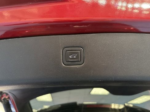 Used 2023 Chevrolet Blazer RS w/ Driver Confidence II Package image 9