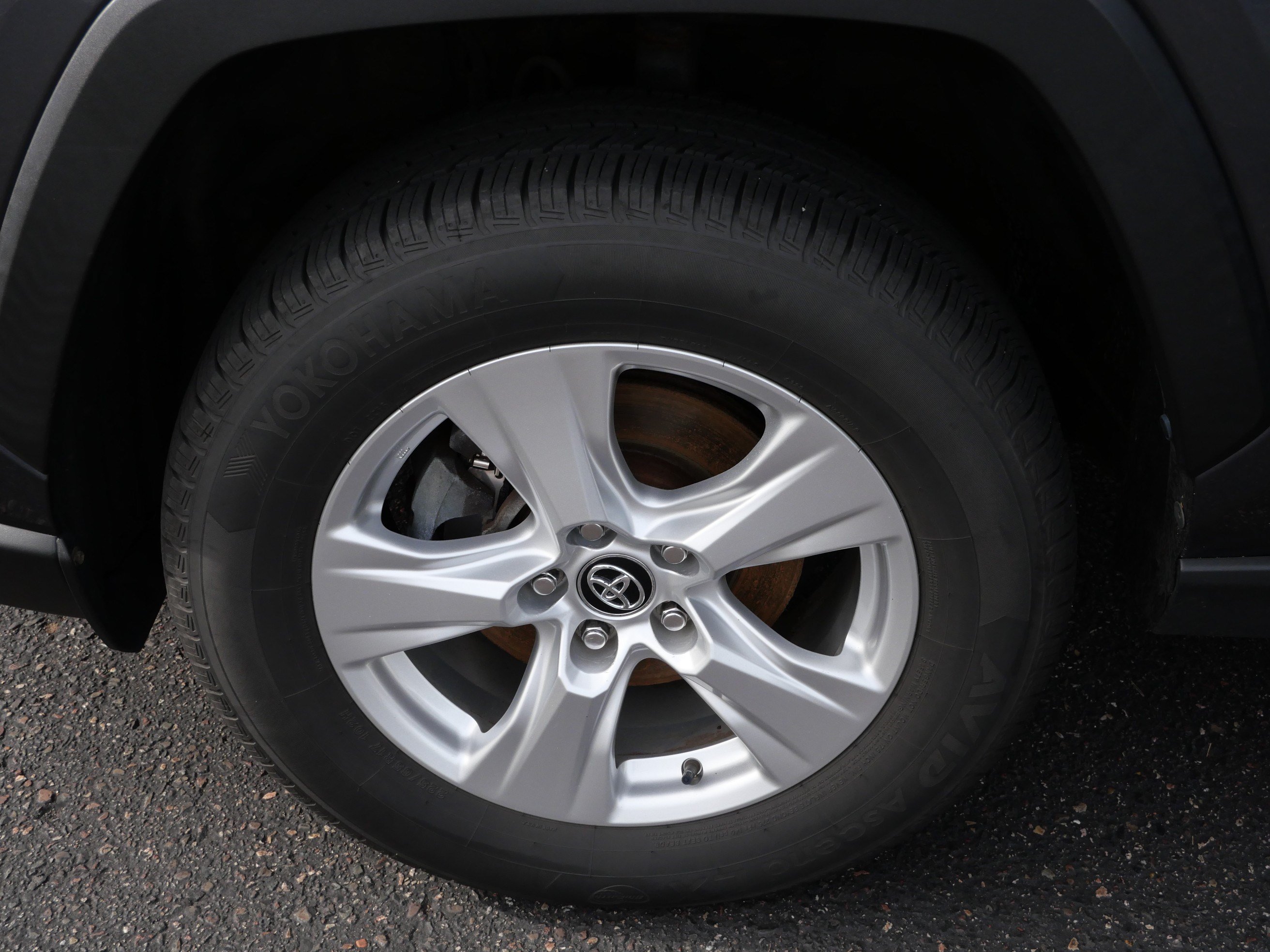 Used 2020 Toyota RAV4 XLE w/ Convenience Package AWD/4WD image 15