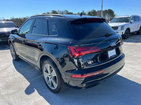 Certified 2025 Audi Q5 2.0T Premium w/ Convenience Plus Package image 7