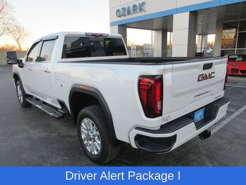 Certified 2023 GMC Sierra 2500 Denali w/ Denali Ultimate Package image 3