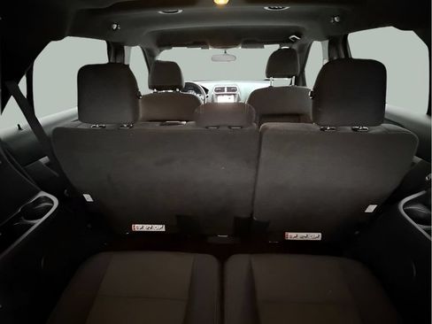 Used 2017 Ford Explorer XLT w/ Equipment Group 201A AWD/4WD image 14
