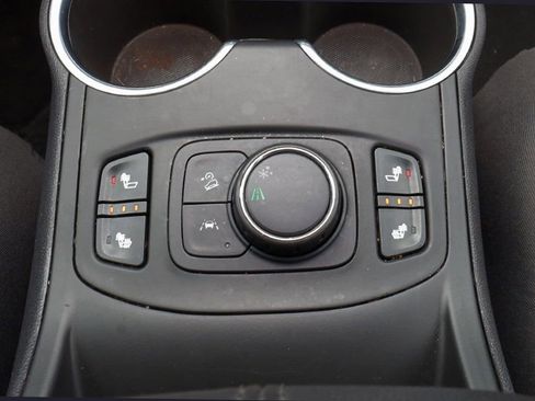 Used 2020 GMC Terrain SLT w/ Preferred Package image 32