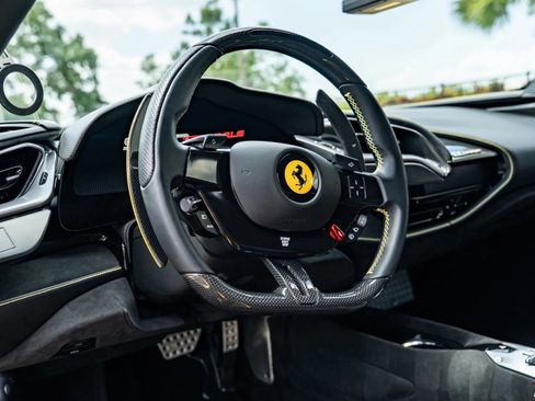 Used 2022 Ferrari SF90 Stradale image 9