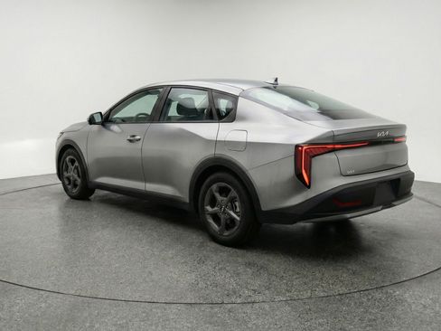 Used 2025 Kia K4 FWD image 6
