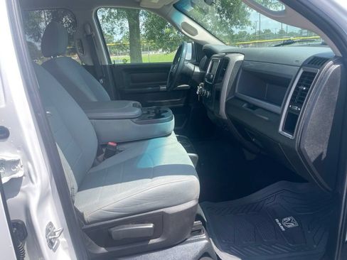 Used 2019 RAM 1500 Express w/ Express Value Package AWD/4WD image 15