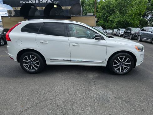 Used 2017 Volvo XC60 T6 Dynamic w/ Climate Package AWD/4WD image 2