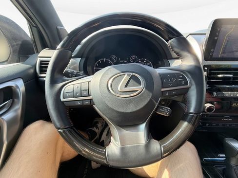 Used 2023 Lexus GX 460 Premium w/ Premium Package AWD/4WD image 11