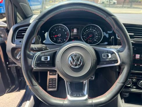 Used 2020 Volkswagen GTI SE FWD image 10