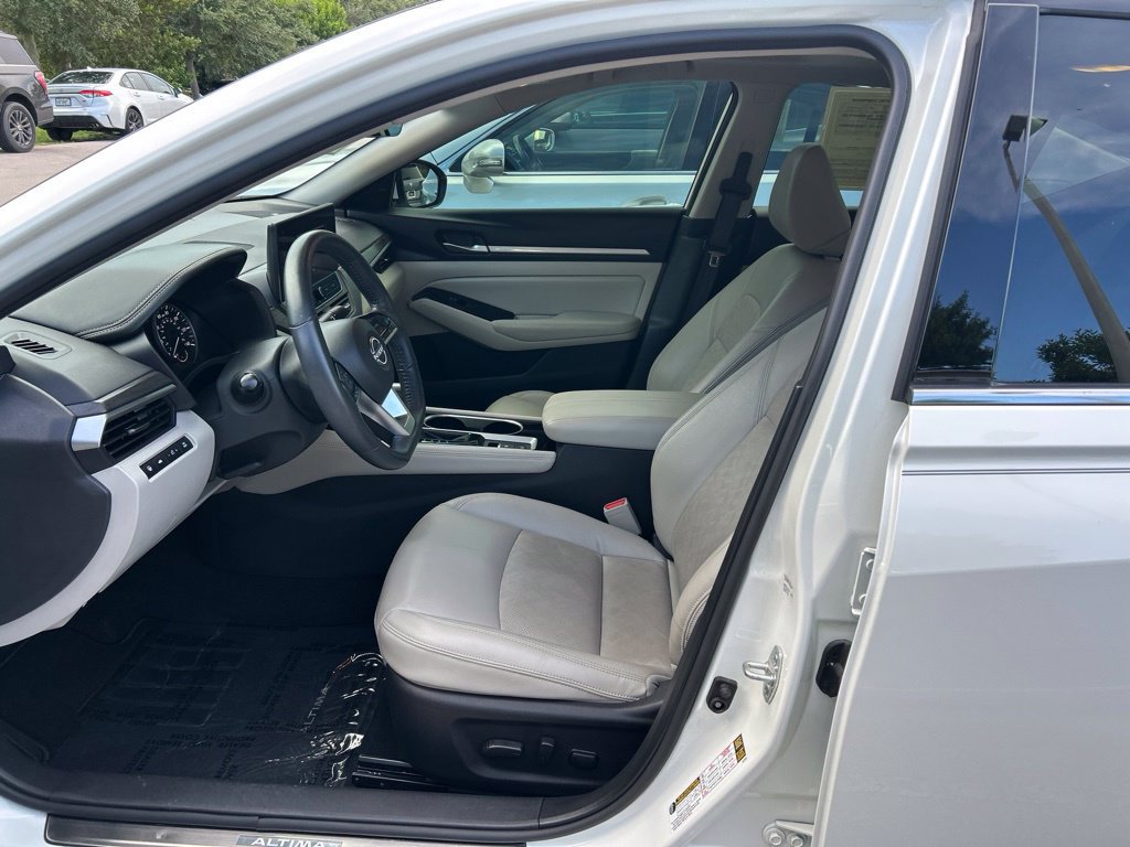 Used 2024 Nissan Altima 2.5 SL FWD image 15