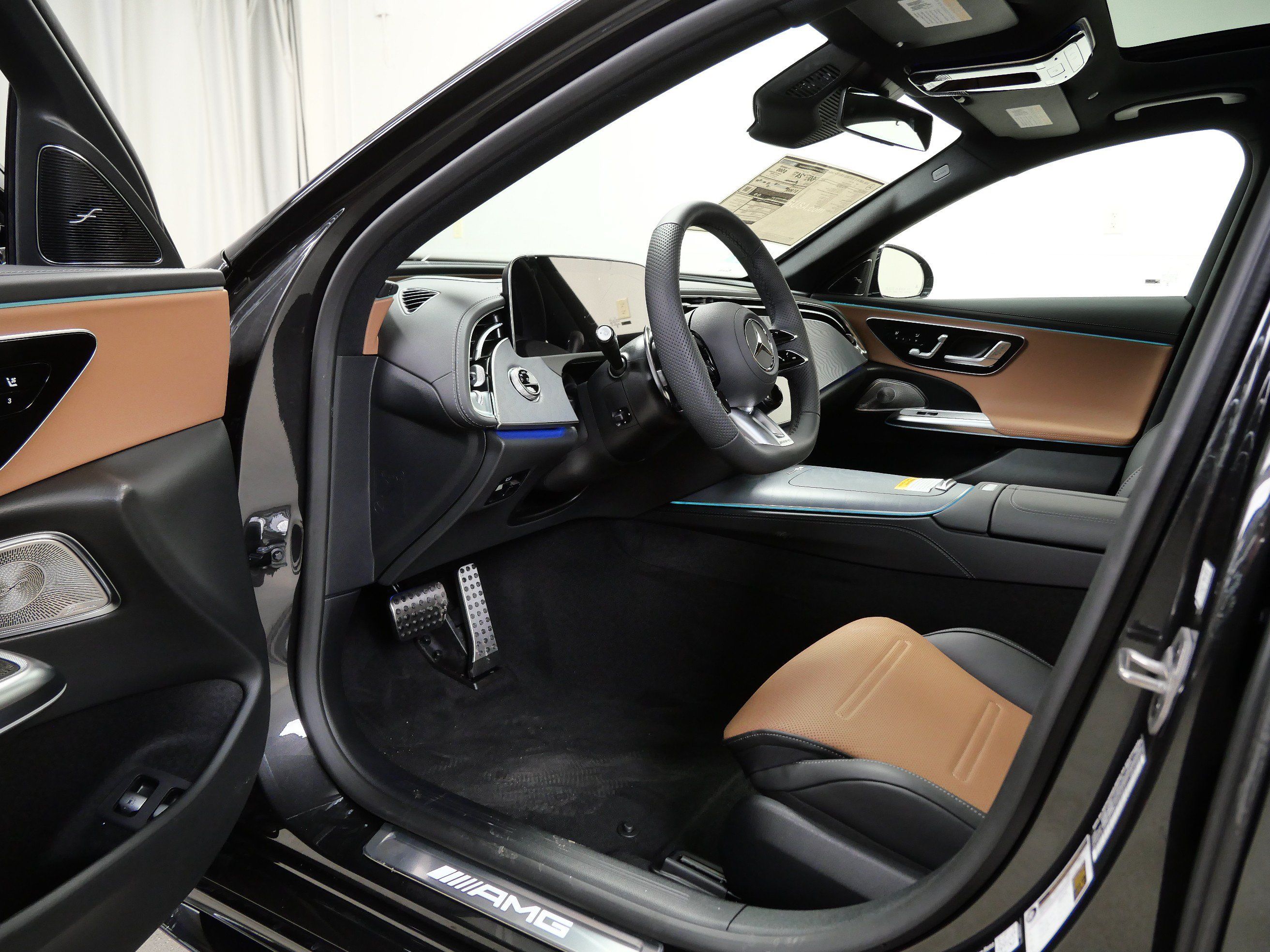 New 2026 Mercedes-Benz E 53 AMG e 4MATIC Sedan image 10
