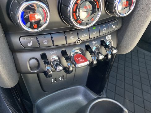 Used 2020 MINI Cooper S image 42