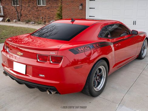 Used 2010 Chevrolet Camaro SS image 8