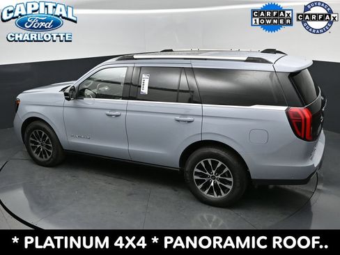 Used 2025 Ford Expedition Platinum AWD/4WD image 31