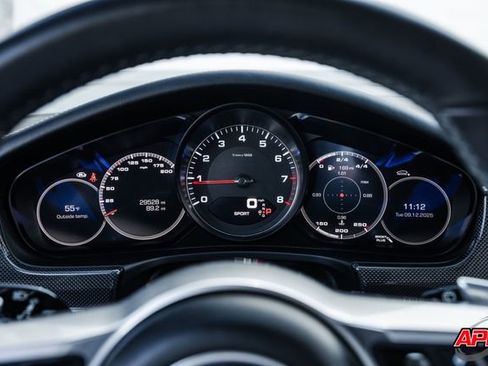 Used 2018 Porsche Panamera 4S image 10