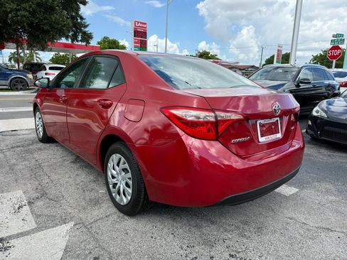 Used 2019 Toyota Corolla LE FWD image 3
