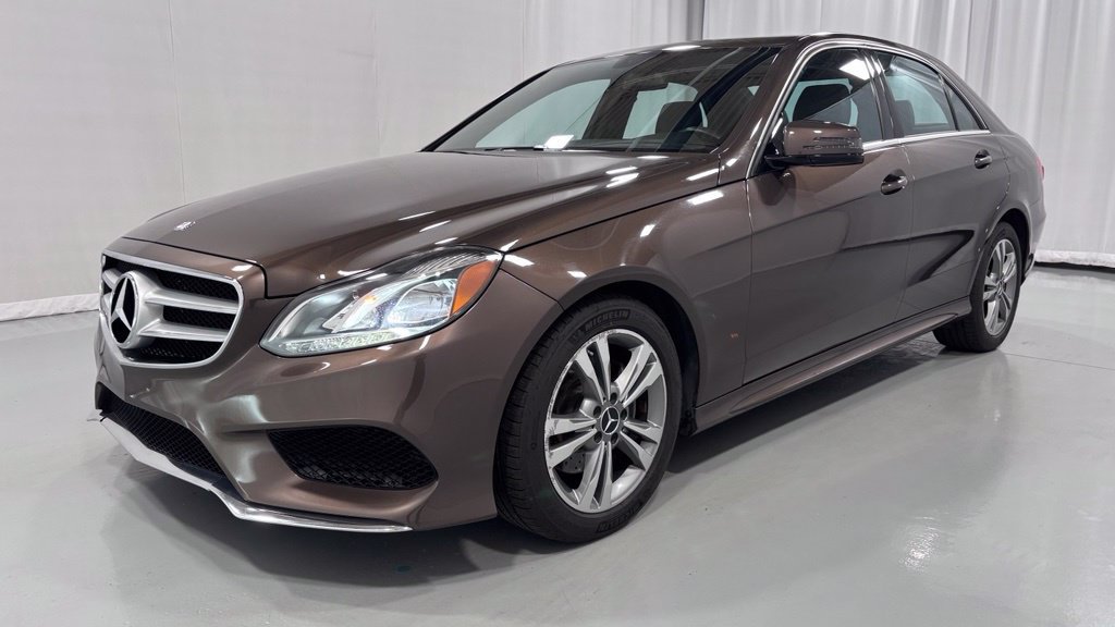 Used 2014 Mercedes-Benz E 350 4MATIC Sedan image 1
