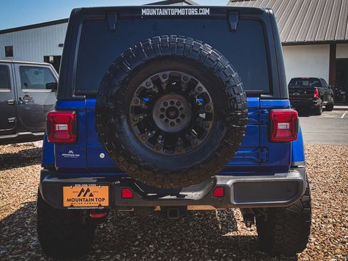Used 2018 Jeep Wrangler Unlimited Rubicon w/ Dual Top Group AWD/4WD image 33