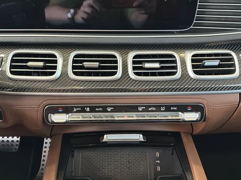 Certified 2024 Mercedes-Benz GLE 53 AMG 4MATIC image 22